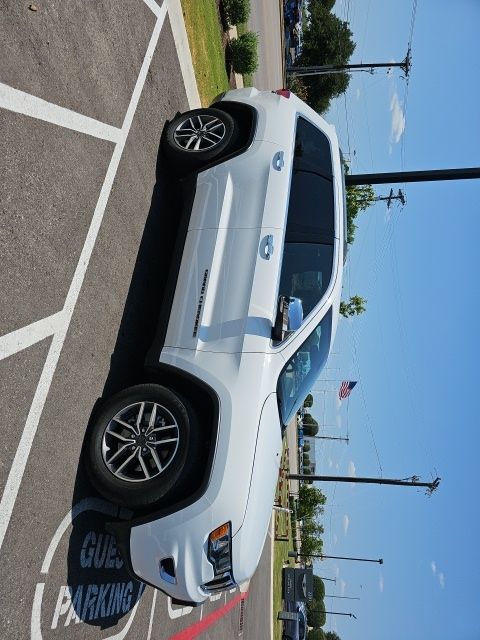 Thumbnail: 2021 Jeep Grand Cherokee - 3