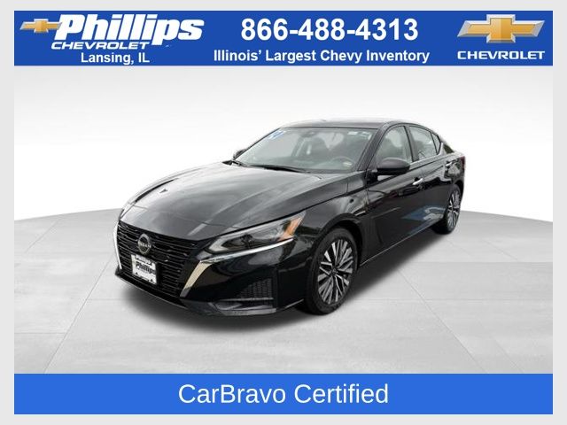 Super Black Clearcoat 2024 Nissan Altima 2.5 SV FWD Sedan Front-Wheel Drive Continuously Variable Transmission