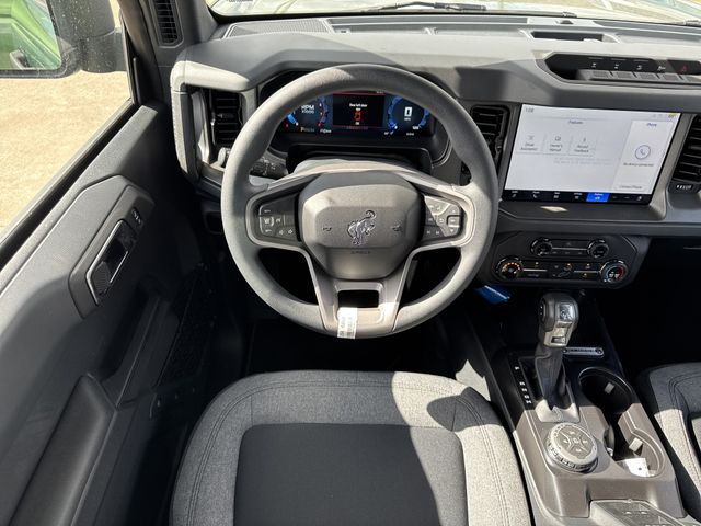 New 2025 Green Ford Base image 11