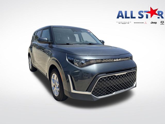 Gravity Gray 2025 Kia Soul SUV / Crossover Front-Wheel Drive Continuously Variable Transmission