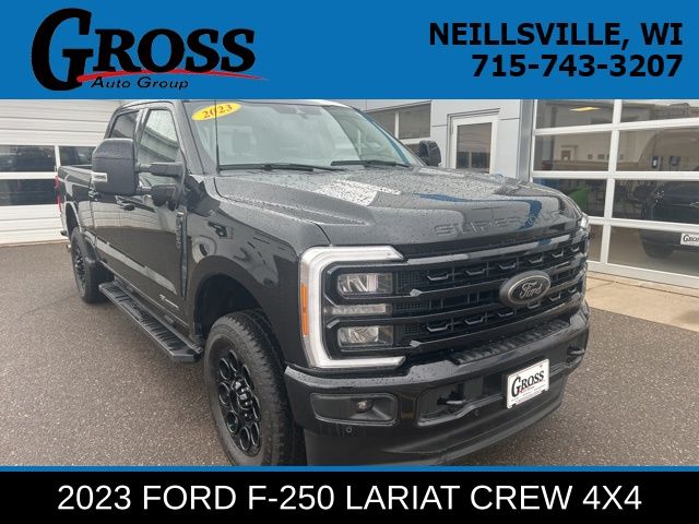 2023 Ford F-250 Super Duty Lariat Crew Cab 4WD
