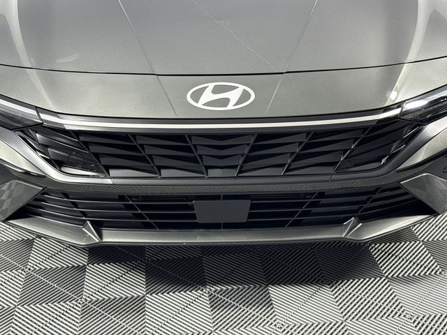 New 2025 Hyundai Elantra Hybrid For Sale in Indianapolis, IN