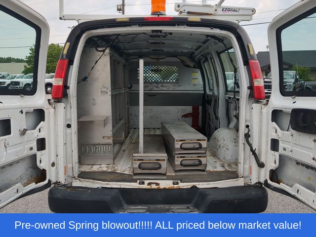 Used 2016 White Chevrolet Work Van image 32