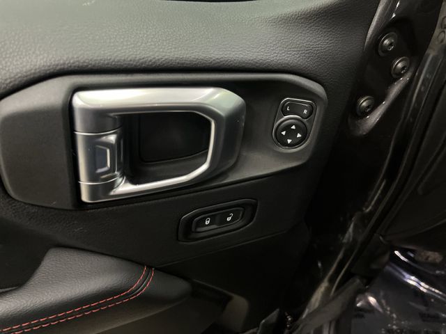 Used 2021 Granite Crystal Metallic Clearcoat Jeep Unlimited Rubicon image 28