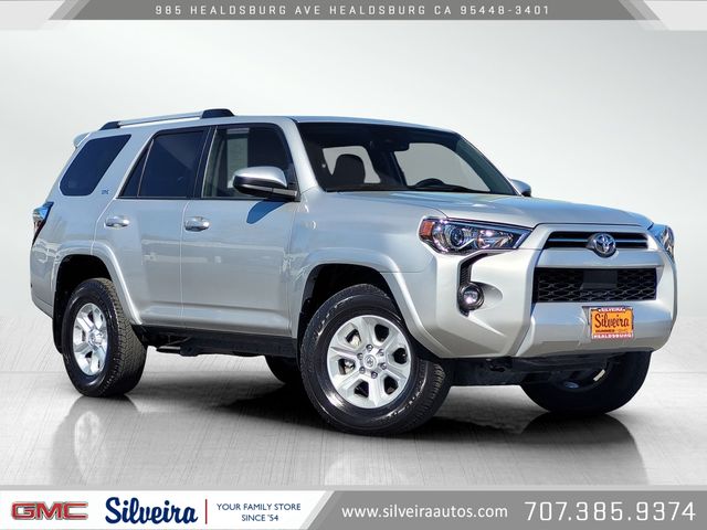 2024 Toyota 4Runner SR5 4WD