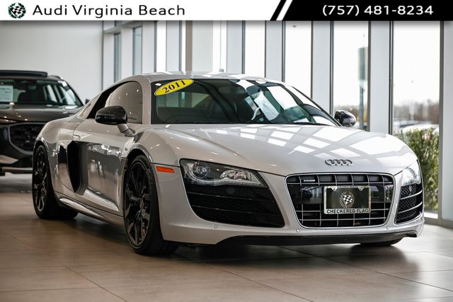 2011 Audi R8 5.2 quattro Coupe AWD