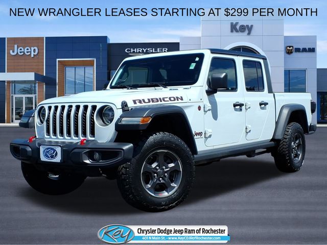 Bright White Clearcoat 2021 Jeep Gladiator Pickup Truck Four-Wheel Drive 6-Speed Manual