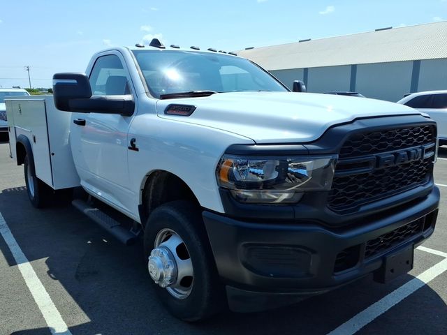 2024 RAM 3500 Chassis Tradesman Regular Cab DRW 4WD