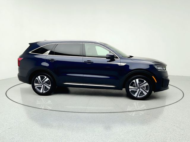 Used 2023 Kia Sorento Hybrid SUV