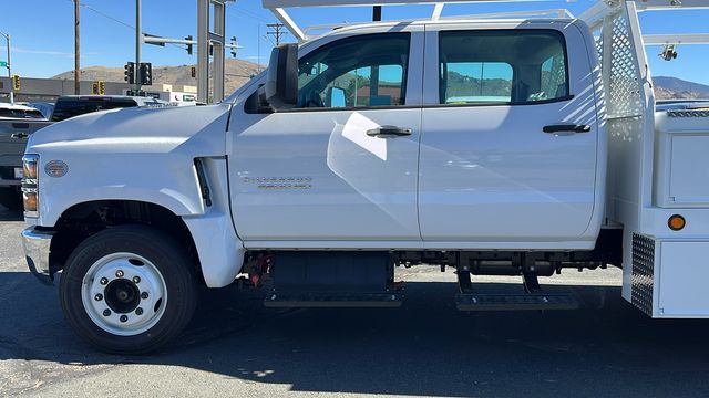 2023 Chevrolet Silverado 5500HD Work Truck 10