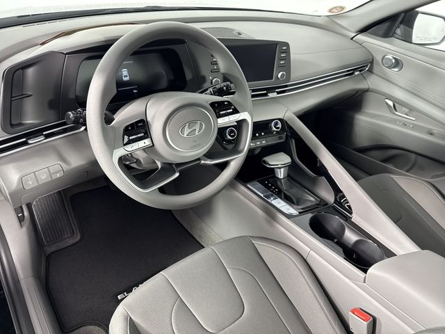 New 2025 Hyundai Elantra Hybrid For Sale in Indianapolis, IN