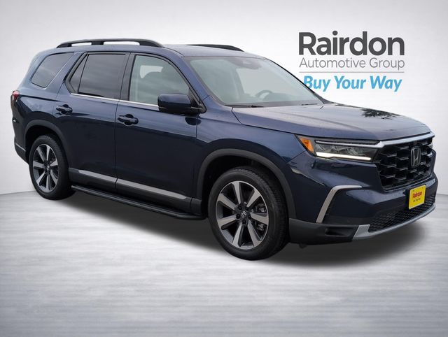 Black (Obsidian Blue Pearl) 2025 Honda Pilot SUV / Crossover All-Wheel Drive Automatic
