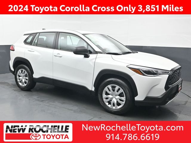 White (Wind Chill Pearl) 2024 Toyota Corolla Cross L AWD SUV / Crossover All-Wheel Drive Continuously Variable Transmission