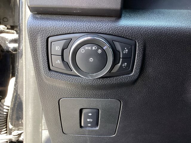 Used Car 2017 Ford F-150  Xlt For Sale Under $25,000 In San Antonio, Texas