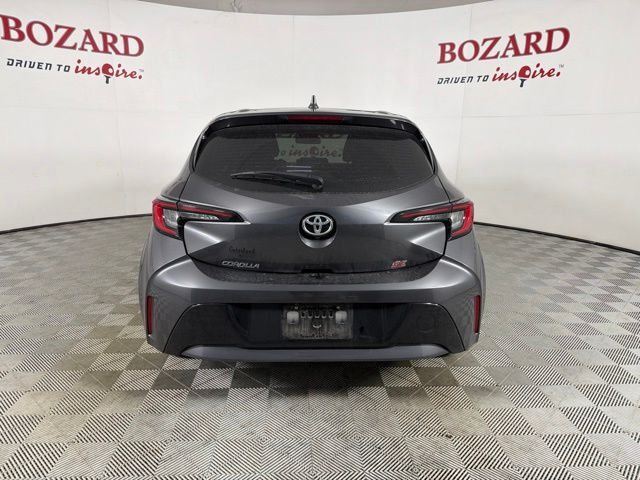 2024 Magnetic Gray Metallic Toyota Corolla Hatchback SE FWD Hatchback