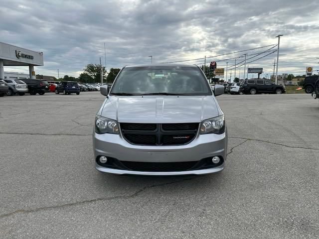 2014 Dodge Grand Caravan SXT 2