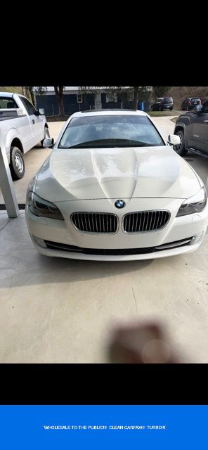 Alpine White 2011 BMW 5 Series 535i Sedan RWD Sedan Rear-Wheel Drive 8-Speed Automatic
