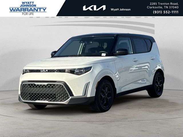 Clear White/Black Roof 2025 Kia Soul SUV / Crossover Front-Wheel Drive Continuously Variable Transmission