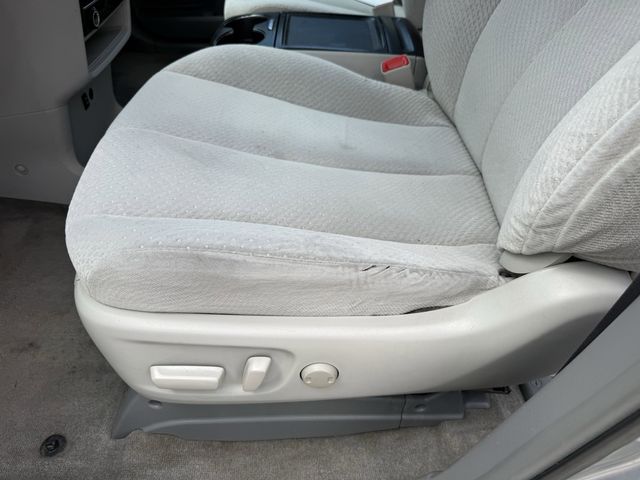 2014 Toyota Sienna LE Silver at Bayway Cadillac Southwest