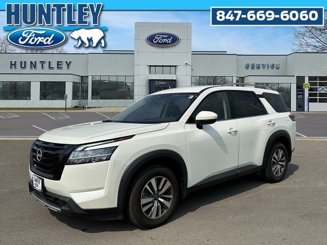 2023 Nissan Pathfinder SL 4WD