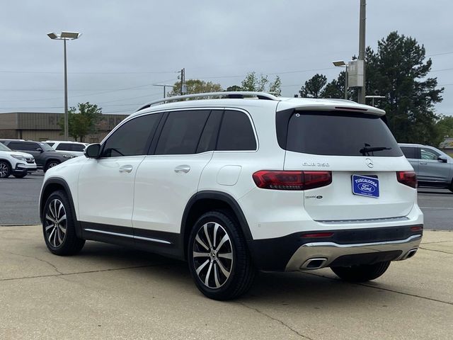 Used 2023 White Mercedes-Benz GLB 250 image 4