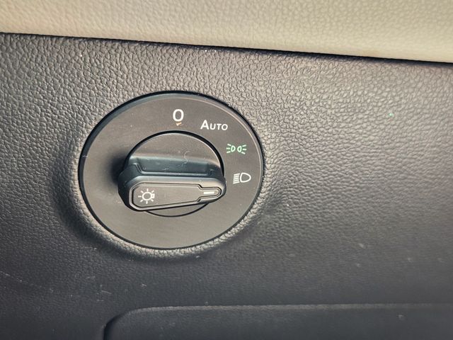 2023 Volkswagen Taos 1.5T SE Black at DeMontrond Auto Country