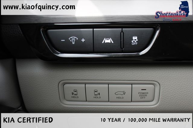 Used 2024 Kia Carnival Van