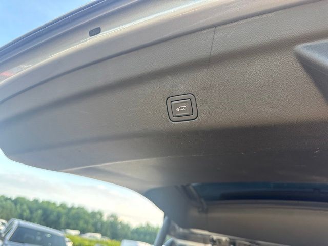 2023 GMC Yukon Denali:46747A