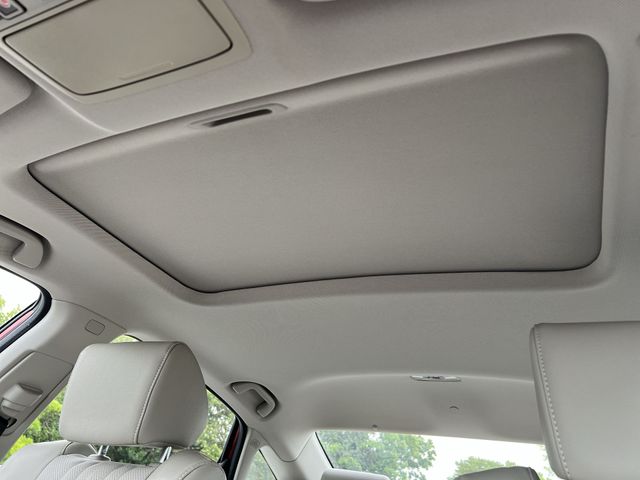 Used 2019  Honda Touring 2.0T image 19