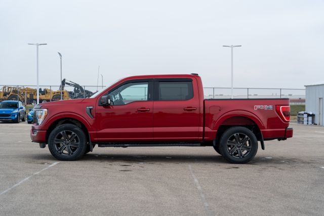 2021 Ford F-150 XLT 4