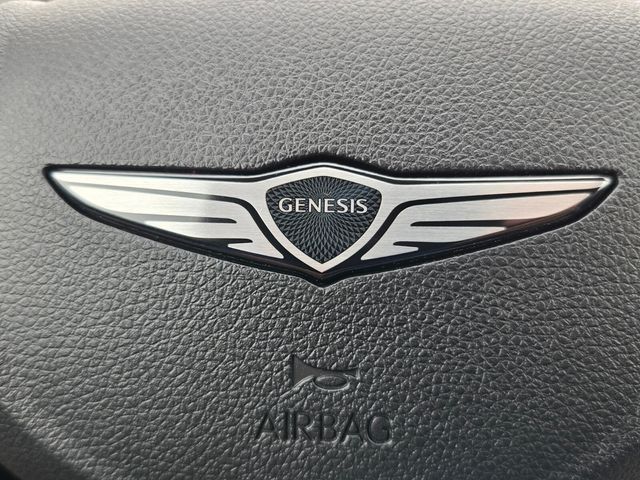 2027 Genesis GV80
