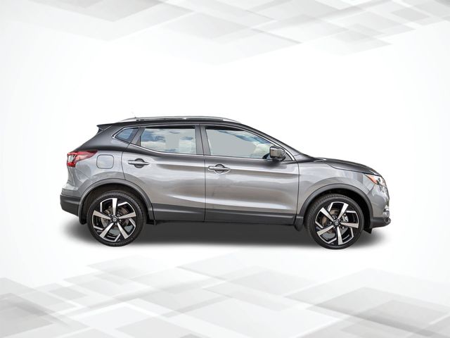2022 Nissan Rogue Sport SL photo