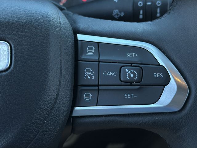 Used 2024 Gray Jeep Limited image 28