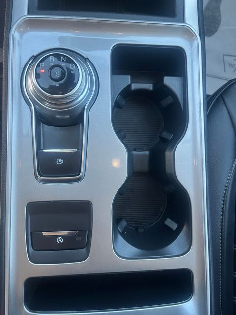 Used 2023 Ford Edge SUV