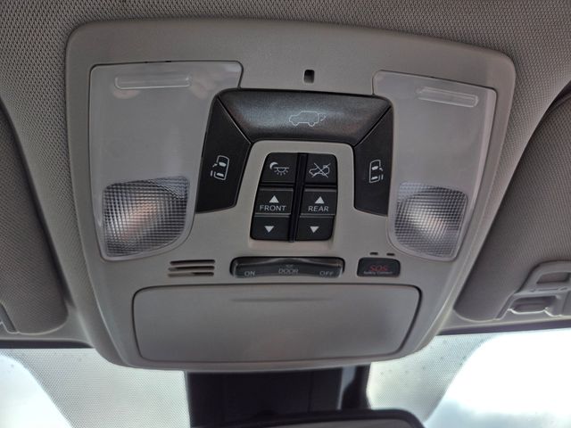 2019 Toyota Sienna XLE Auto Access Seat