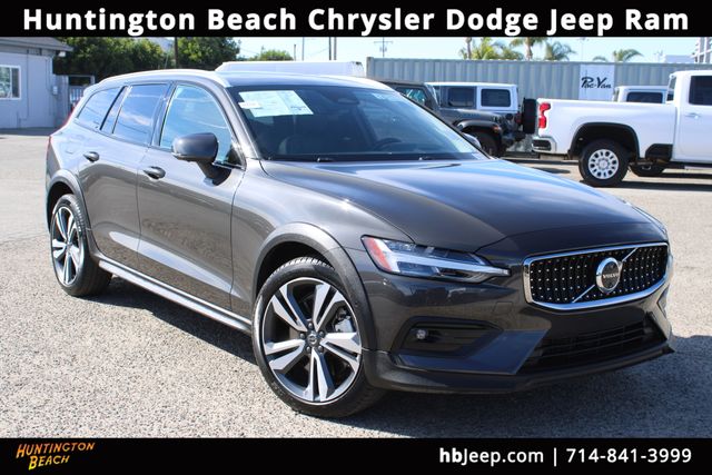 Black 2025 Volvo V60 Wagon All-Wheel Drive Automatic