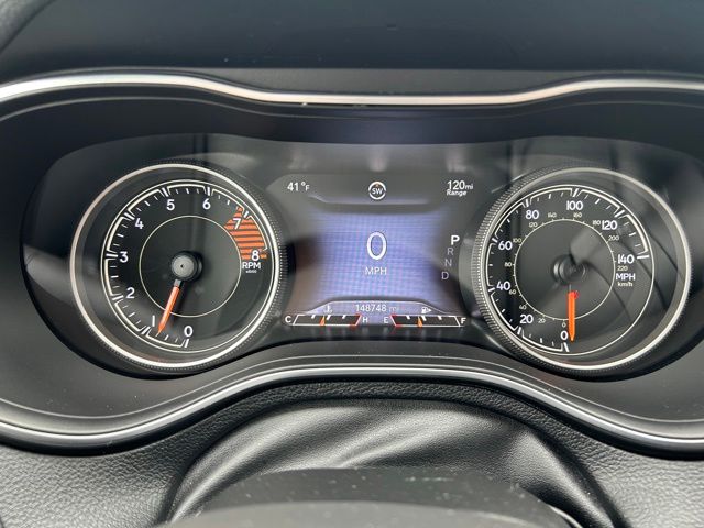2019 Granite Crystal Metallic Clearcoat Jeep Cherokee Limited 4X4 SUV