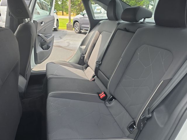 Used 2025 White Volkswagen 1.5T Sport image 14