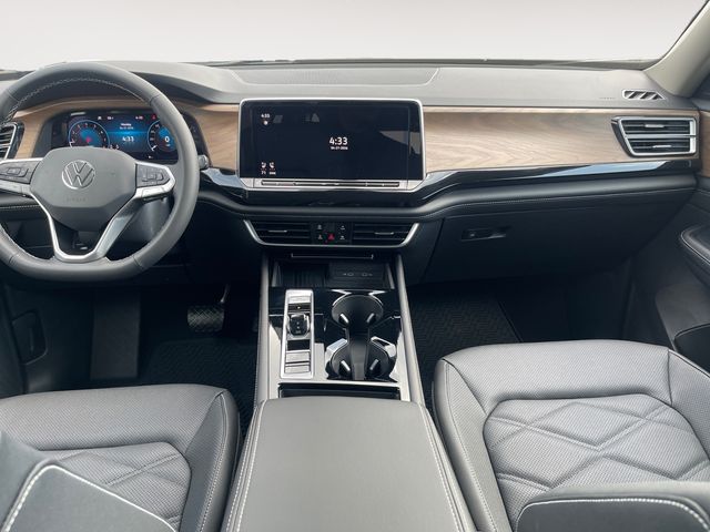 New 2026 Black Volkswagen SE w/Technology image 10