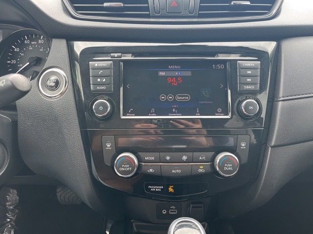 Used 2020 Nissan Rogue SV 4D Sport Utility