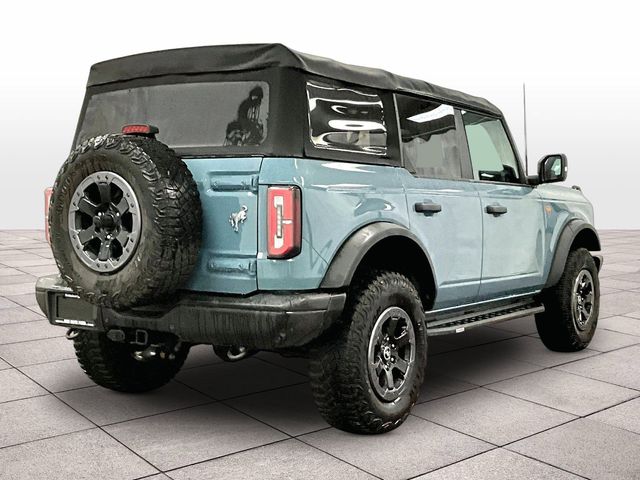 2022 Ford Bronco Badlands - 10