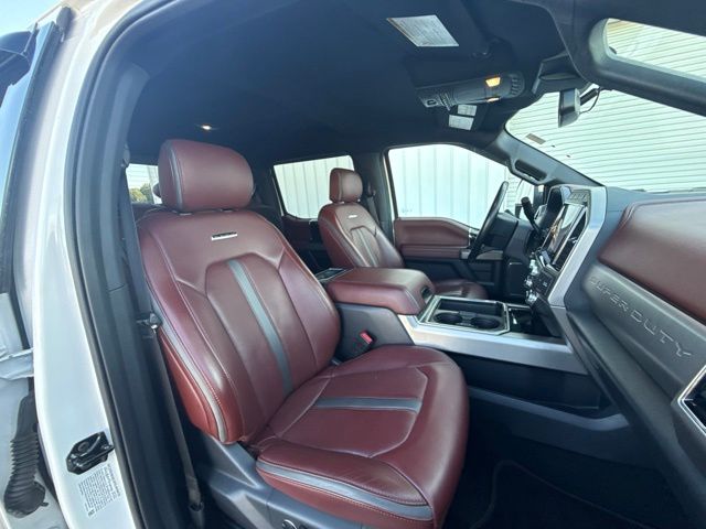 2022 Ford F-250SD Platinum:169724A