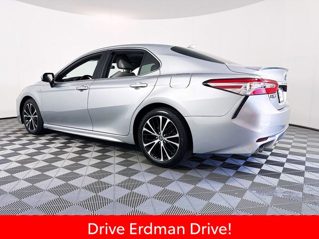 Used 2020 Toyota Camry Hybrid Sedan