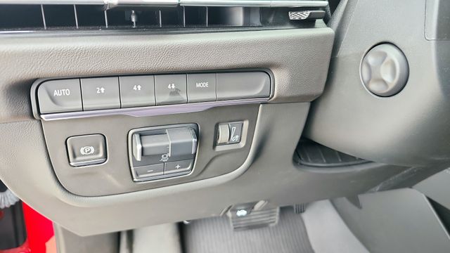 2025 Cadillac Escalade Premium Luxury - Photo 26