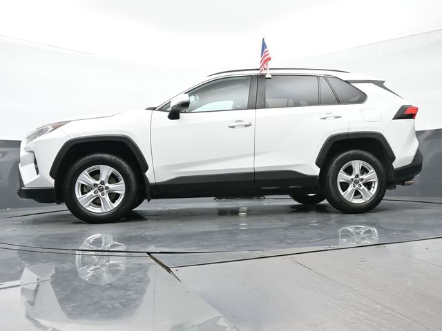 2021 Toyota RAV4 XLE 35