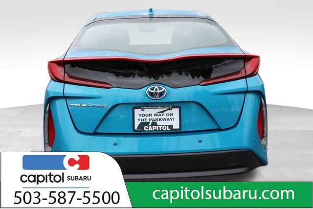 2017 Toyota Prius Prime Advanced 23