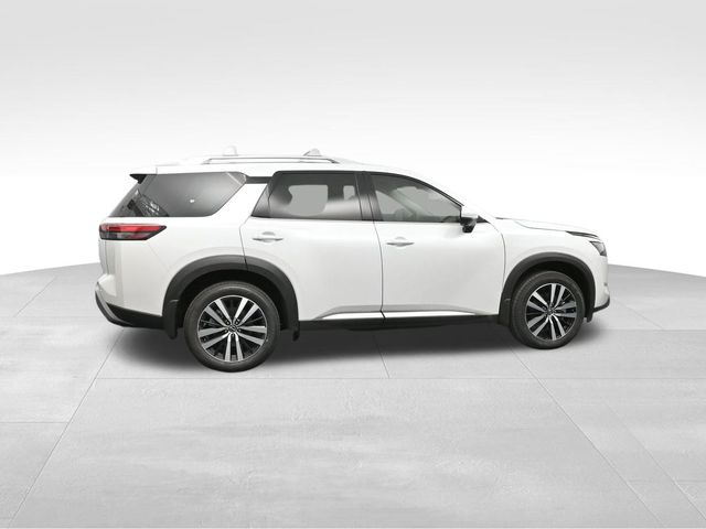 2025 Nissan Pathfinder Platinum 3