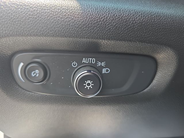 Used 2023 Chevrolet Traverse SUV