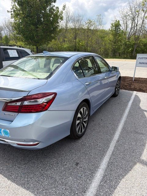 2017 Honda Accord Hybrid Base - 4