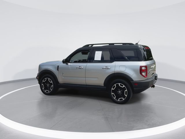 Used 2023 Silver Ford Outer Banks image 7